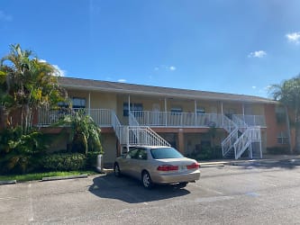 117 N Evergreen Ave unit 203 - Clearwater, FL