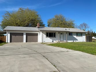 5416 Mulberry Ave - Atwater, CA