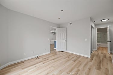 801 Pine Ave #401 - undefined, undefined