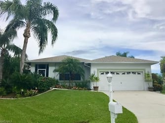 17031 Coral Cay Ln - Fort Myers, FL