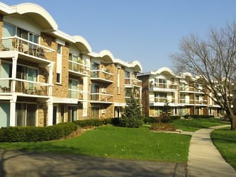 Olympus Apartments - Naperville, IL
