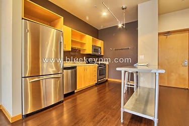 1255 NW 9th Ave unit 207 - Portland, OR