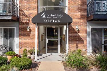 Courtland Ridge Apartments - Saint Charles, MO