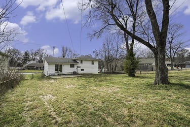 12804 E 51 St S - Independence, MO