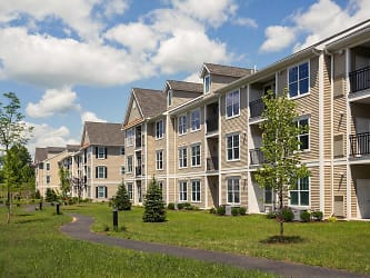 Residences At Steele Road Apartments - West Hartford, CT