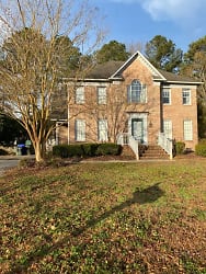 3312 Edwards Ct - Greenville, NC