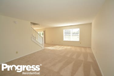 5253 Alameda Rd - Indianapolis, IN
