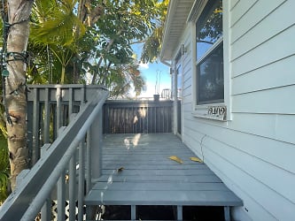 2402 Flagler Ave unit 1 - Key West, FL