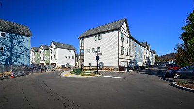 Oakbrook Townhomes - undefined, undefined