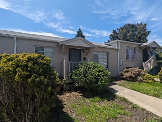 2151 51st Ave - Oakland, CA