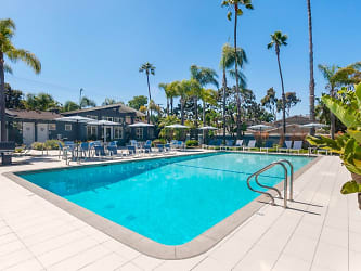 Eaves Mission Ridge Apartments - San Diego, CA