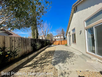 119 Goldmeadow Ct - Brentwood, CA