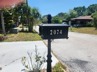 2074 Sunset Grove Ln - Clearwater, FL
