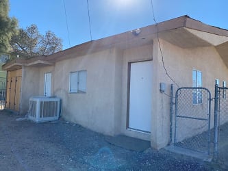 561 Valley Ave - Barstow, CA