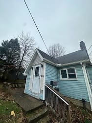 2914 Shannon Rd - Erie, PA