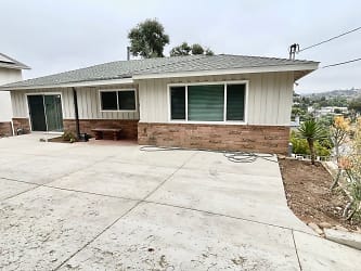 8864 Golf Dr unit A - Spring Valley, CA