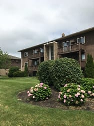 Condor Garden Apartments - Elyria, OH
