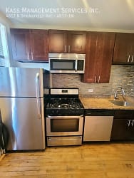 4817 N Springfield Ave unit 1W - Chicago, IL