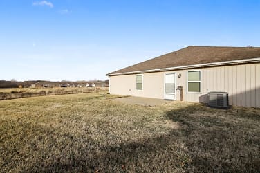 1011 NW Willow Dr unit WD-1321 - Grain Valley, MO