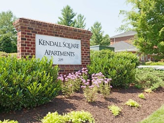 Kendall Square Apartments - Lynchburg, VA