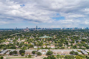 Meyer Oaks Apartments - Houston, TX