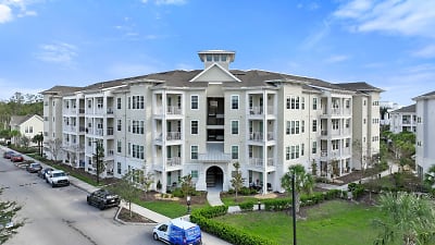 The Edison Apartments - Fort Myers, FL