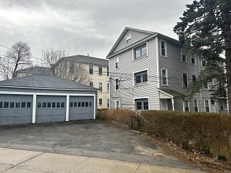 63 Fifth Ave unit 3 - Worcester, MA