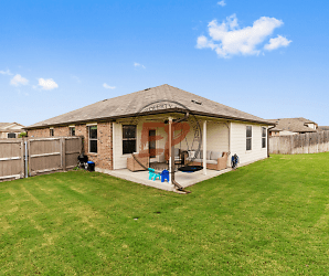 503 Coby Dr - Troy, TX