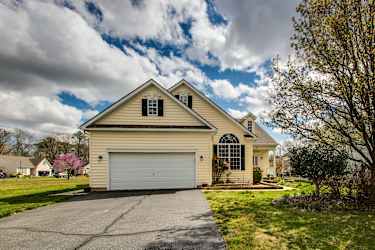 30 Wanoma Cir - Rehoboth Beach, DE