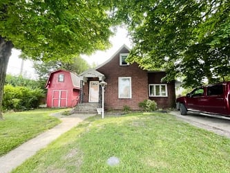 1422 Central Ave - Anderson, IN