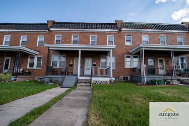3715 Wilkens Ave - Baltimore, MD