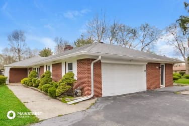 5415 Woodside Dr - Indianapolis, IN