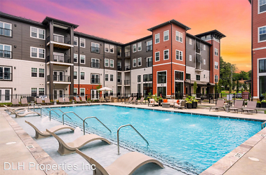 Lively Victor Park Apartments - Greer, SC
