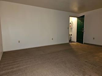 1805 16th Ave SE unit 1 - Albany, OR