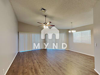 11312 N 82Nd Ave - undefined, undefined
