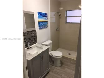2780 NW 14th St #1-2 - Fort Lauderdale, FL