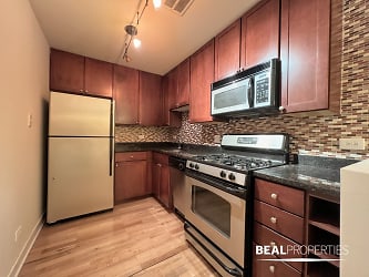 625 W Wrightwood Ave unit CL-221 - Chicago, IL