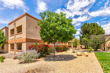 Country Crest Apartment Homes - Las Cruces, NM