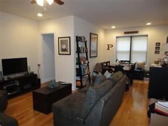 4550 N Wolcott Ave - Chicago, IL