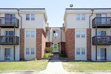 2715 Sw 23Rd St-Unit 355 2715 SW 23RD ST-UNIT 355 - Des Moines, IA