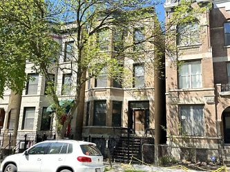 1324 N Claremont Ave - Chicago, IL