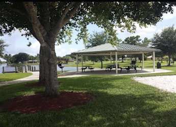 147 Granada St - Royal Palm Beach, FL
