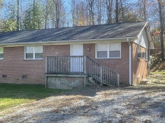 183 Booker St - Mount Airy, NC