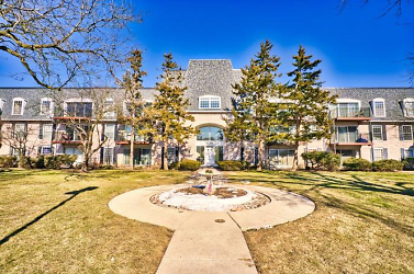 5200 Carriage Way Dr unit 312 - Rolling Meadows, IL