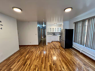 117-11 169th St unit 1st - Queens, NY