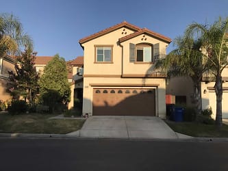 13206 La Tierra Way - Sylmar, CA