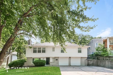 7315 Willow Ave - Raytown, MO