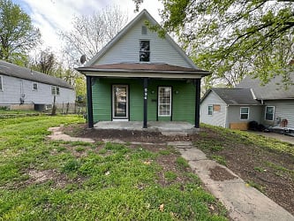 534 S Evanston Ave - Independence, MO