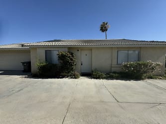 34750 Marcia Rd unit 02 - Cathedral City, CA