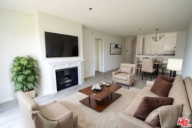 3344 Castle Heights Ave #304 - Los Angeles, CA